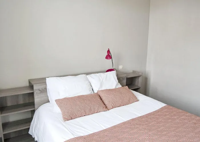Spacieux à 48 M² Avec Parking
